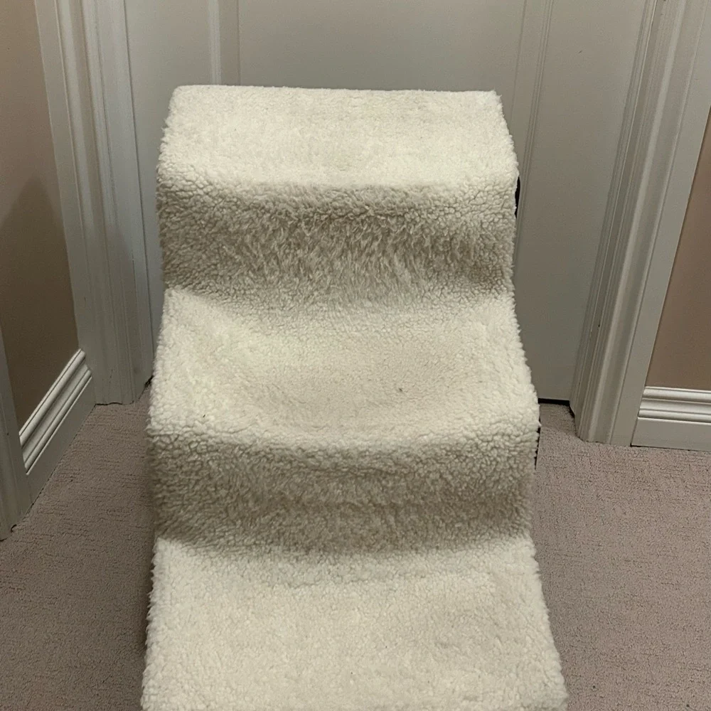 Pet Gear Easy Step III Deluxe Soft Step Oatmeal & Chocolate - Picture 1 of 4